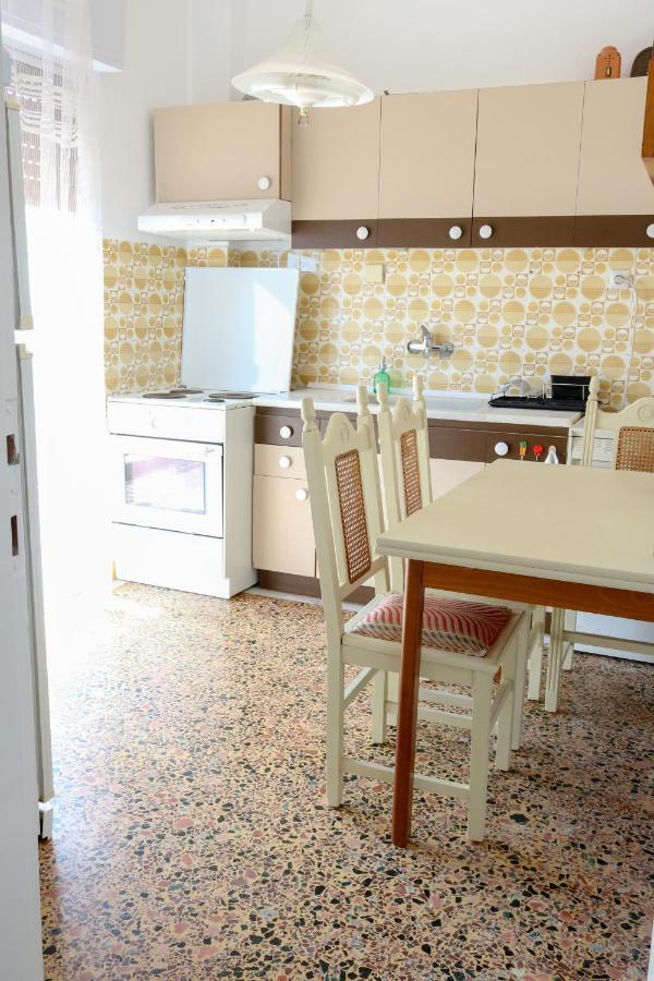 Sunshine House Offering Spectacular Views To Olymp A Apartament Nea Iraklia